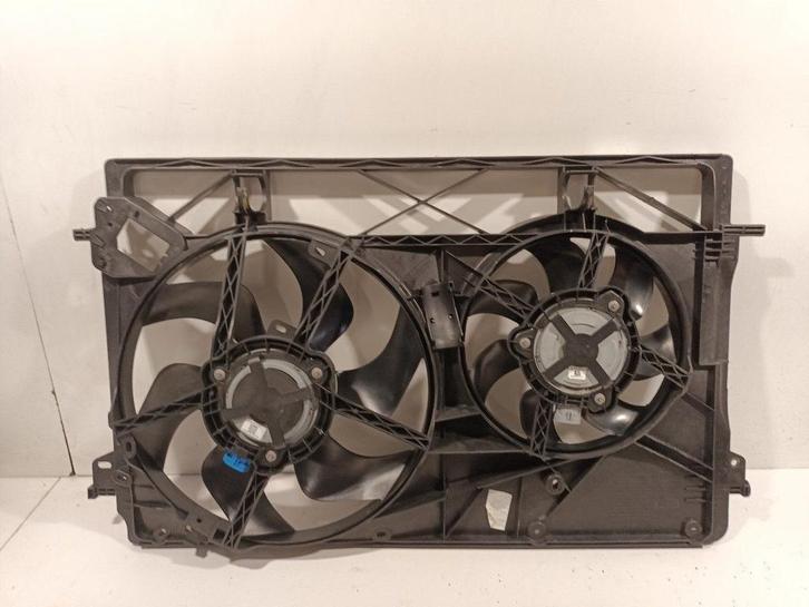 Koelventilator Renault Trafic, Auto-onderdelen, Motor en Toebehoren, Renault, Gebruikt, Herkomst onderdeel bekend, 12 maanden garantie