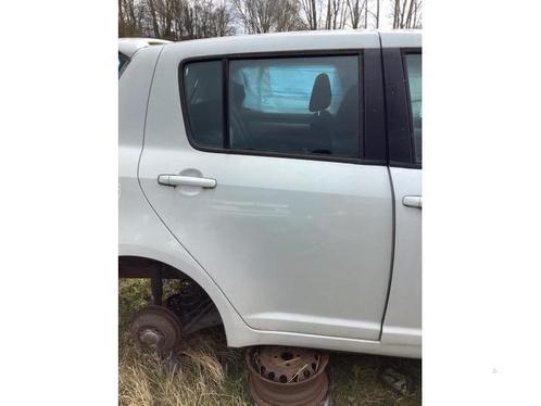 Portier 4Deurs rechts-achter van een Suzuki Swift (ZNL), Auto-onderdelen, Carrosserie en Plaatwerk, Deur, Suzuki, Gebruikt, 3 maanden garantie