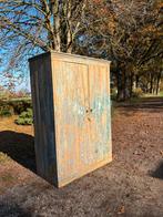 Oude planken kasten of brocante kast of keukenkast