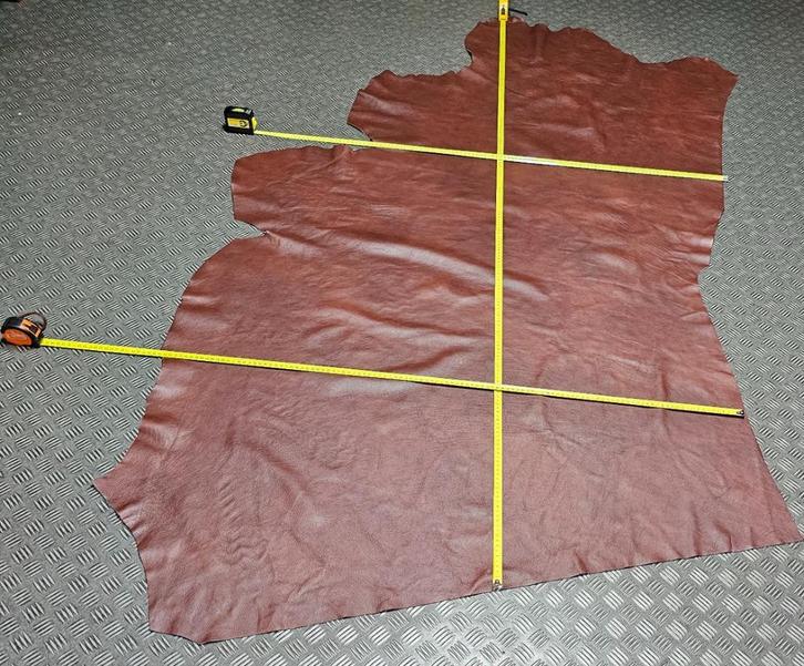 Rund - Leer Kastanjebruin(zie omschrijving!), Hobby en Vrije tijd, Stoffen en Lappen, Nieuw, Leer of Kunstleer, 30 tot 120 cm