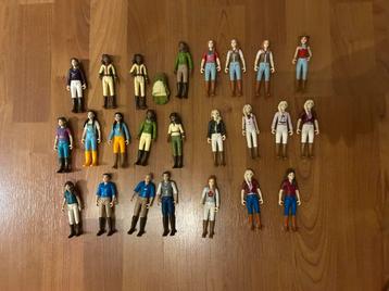 Schleich beweegbare figuren/ ruiters beschikbaar voor biedingen