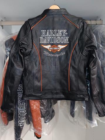 Dames motorjas leer Harley Davidson medium  beschikbaar voor biedingen