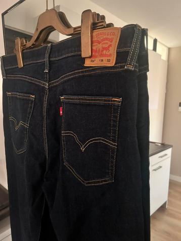 Levi’s jeans 514 beschikbaar voor biedingen