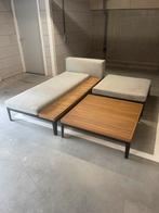 Set ligbed, tafel en poef, Ophalen of Verzenden, Gebruikt