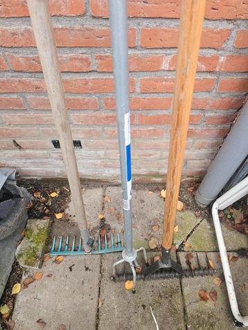 Tuinharken en gereedschap - per stuk te koop beschikbaar voor biedingen