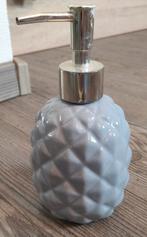Zeep dispenser Ananas Lichtgrijs, Minder dan 50 cm, Gebruikt, Overige typen, Ophalen of Verzenden