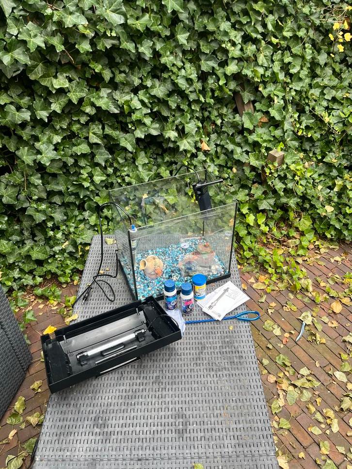Aquarium set met veel toebehoren, Dieren en Toebehoren, Vissen | Aquaria en Toebehoren, Gebruikt, Leeg aquarium, Ophalen