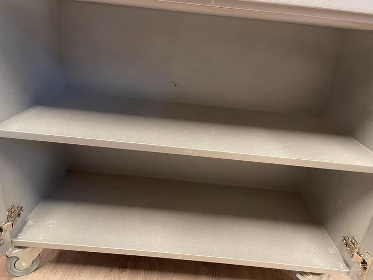 Grijze Balie met Glazen Blad, Huis en Inrichting, Kasten | Overige, Gebruikt, Ophalen of Verzenden