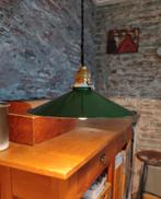 Oude groene hanglamp, Huis en Inrichting, Lampen | Hanglampen, Ophalen of Verzenden, Gebruikt, Metaal