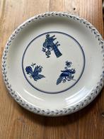 Blauw witte schaal handgeschilderd Portugal, Porselein of Keramiek, Schaal, Rond, Ophalen of Verzenden