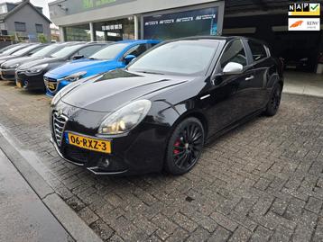 Alfa Romeo Giulietta 1.4 T Distinctive | 1E EIGENAAR | 12MND beschikbaar voor biedingen