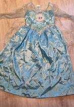 Prachtige originele Disney Elsa jurk met cape maat 7/8 jaar, Kinderen en Baby's, Carnavalskleding en Verkleedspullen, Ophalen of Verzenden
