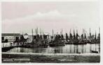 Breskens 4 Visschersvloot, Verzamelen, Ansichtkaarten | Nederland, 1940 tot 1960, Zeeland, Ongelopen, Verzenden