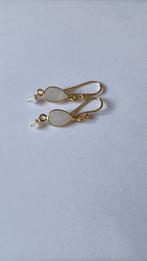 Fraaie zilver vergulde oorbellen met Regenboog Maansteen, Hangers, Verzenden, Nieuw, Met edelsteen