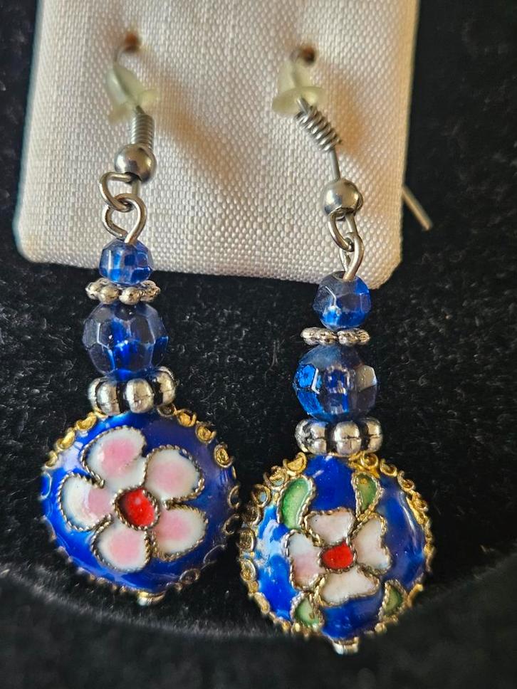 Cloisonne Oorbellen met Bloemen, Sieraden, Tassen en Uiterlijk, Oorbellen, Gebruikt, Knopjes of Stekers, Overige materialen, Blauw