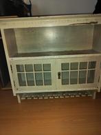 Charmant buffetkastje met glazen deurtjes, Huis en Inrichting, Kasten | Overige, Ophalen of Verzenden, Gebruikt