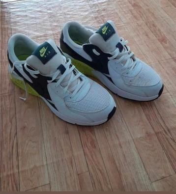 Nike air max maat 41
 beschikbaar voor biedingen