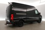 Volkswagen Crafter 32 2.0 TDI L2H2 174PK Airco Cruise Naviga, Auto's, Euro 5, Achterwielaandrijving, Gebruikt, 4 cilinders