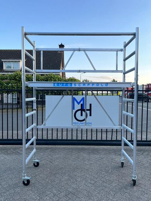 Euroscaffold kamersteiger/kamer steiger 4.00M werkhoogte, Doe-het-zelf en Verbouw, Steigers, Nieuw, Rolsteiger of Kamersteiger