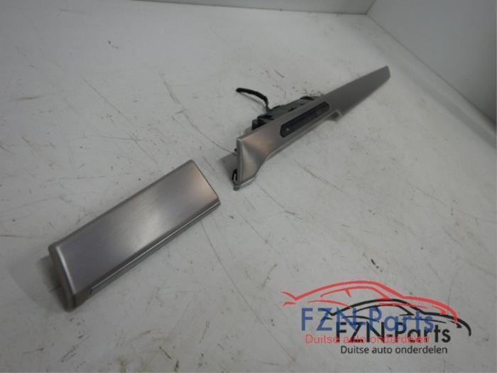 Dashboard deel Volkswagen Passat (22740298), Auto-onderdelen, Dashboard en Schakelaars, Gebruikt, Ophalen