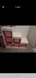 Te koop Ikea  Trofast kast met roze bakken, Ophalen, Zo goed als nieuw