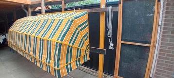 Markies hout en aluminium nieuw doek beschikbaar voor biedingen