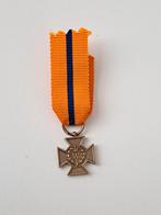 Mini medaille onderscheiding Bronzen kruis wo2 dapperheid, Verzamelen, Ophalen of Verzenden, Landmacht, Lintje, Medaille of Wings