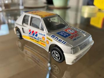 Burago 4125 Peugeot 205 Turbo 16 beschikbaar voor biedingen