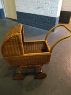 Rieten poppenwagen, Ophalen, Babypop