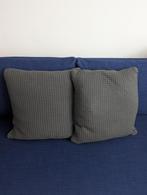 2 gray throw pillows, Ophalen