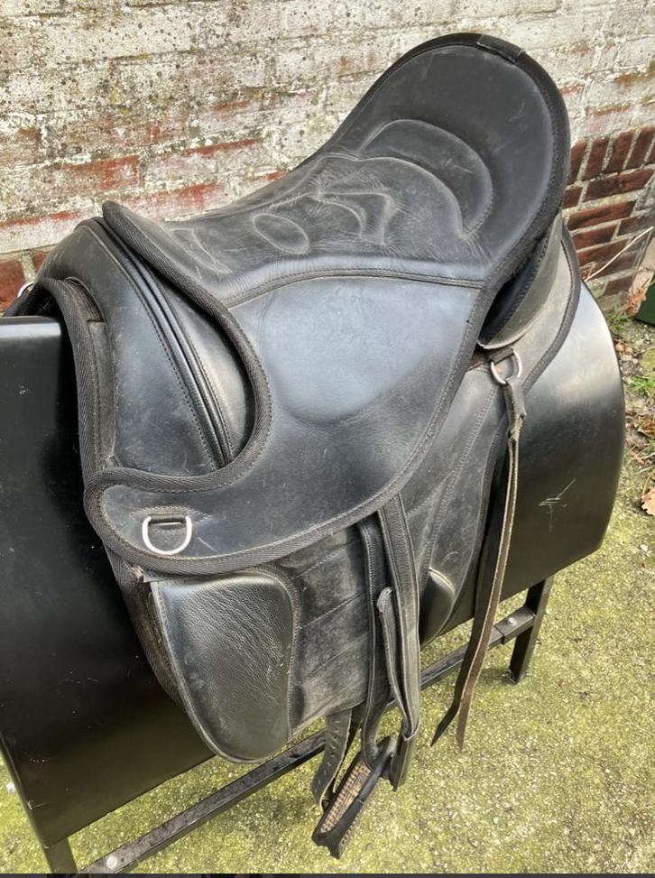 Edix boomloos zadel, courville maat S, Dieren en Toebehoren, Paarden en Pony's | Zadels, Zo goed als nieuw, Recreatie, Ophalen of Verzenden