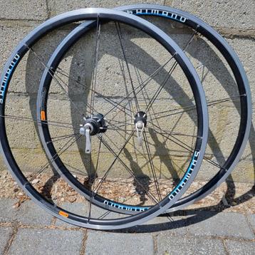 Shimano wielset 10 speed Wh- 535 in goed staat  beschikbaar voor biedingen