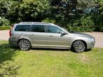 Volvo V70 D2 Nordic + | leder+garage onderhouden, Auto's, Volvo, 4 cilinders, 1498 kg, Diesel, Particulier