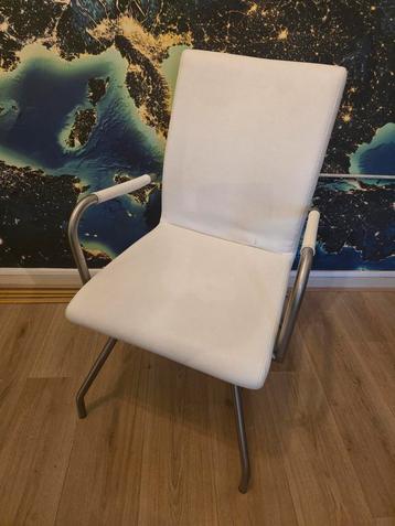 Fijne witte draaibare stoel bureaustoel draaibaar wit beschikbaar voor biedingen
