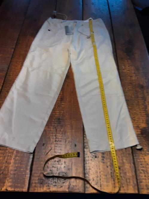 Madonna dames broek maat S en M NIEUW, Kleding | Dames, Broeken en Pantalons, Nieuw, Maat 36 (S), Beige, Ophalen of Verzenden