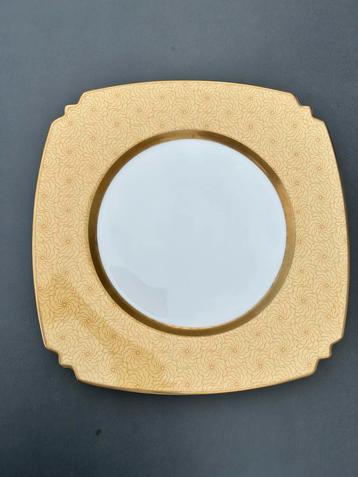 Onderbord van Villeroy & Boch. beschikbaar voor biedingen