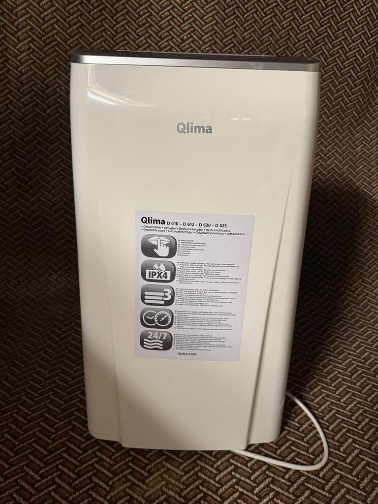 Qlima D625 luchtontvochtiger Wit met zilver, Witgoed en Apparatuur, Luchtbehandelingsapparatuur, Zo goed als nieuw, Luchtontvochter