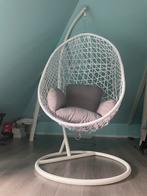 Hangstoel Egg wit met voet, Tuin en Terras, Tuinstoelen, Ophalen, Zo goed als nieuw, Wicker