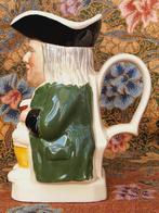 Mooie oude Toby jug uit Engeland van Tony Wood 17,8 cm., Antiek en Kunst, Antiek | Porselein, Ophalen of Verzenden