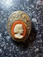 Vintage cameebroche 14 k, Sieraden, Tassen en Uiterlijk, Broches, Ophalen, Zo goed als nieuw, Goud, Overige materialen