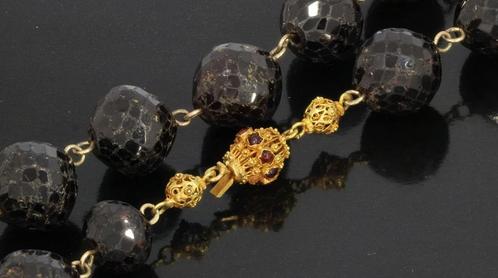 Granaat robuuste antieke ketting fraai 14k gouden slot dames, Sieraden, Tassen en Uiterlijk, Antieke sieraden, Ketting, Goud, Met edelsteen