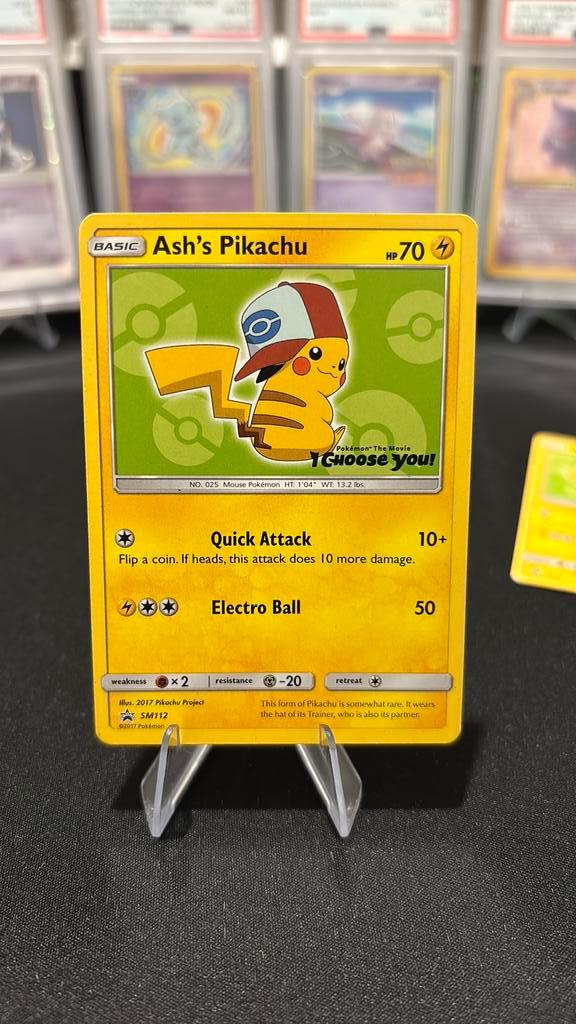 Ash’s Pikachu SM112 - Sun & Moon - Black Star Promo, Hobby en Vrije tijd, Verzamelkaartspellen | Pokémon, Zo goed als nieuw, Ophalen of Verzenden