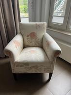 Mooie creme bloemen stoel uit meiland winkel MOET WEG!!!!!!!, Huis en Inrichting, Fauteuils, Ophalen, Zo goed als nieuw