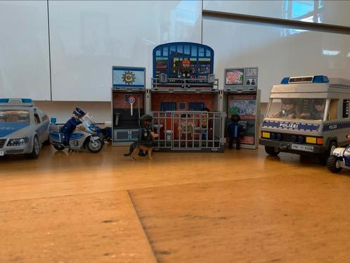 Inklapbaar politiebureau playmobile, Kinderen en Baby's, Speelgoed | Playmobil, Zo goed als nieuw, Ophalen