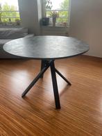 Round IKEA MARIEDAMM Table – Black Marble Effect, Huis en Inrichting, Tafels | Eettafels, Ophalen, Rond, Zo goed als nieuw, Vier personen