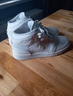 Nike Jordan 37.5, Kleding | Dames, Schoenen, Wit, Nike, Ophalen of Verzenden, Sneakers of Gympen