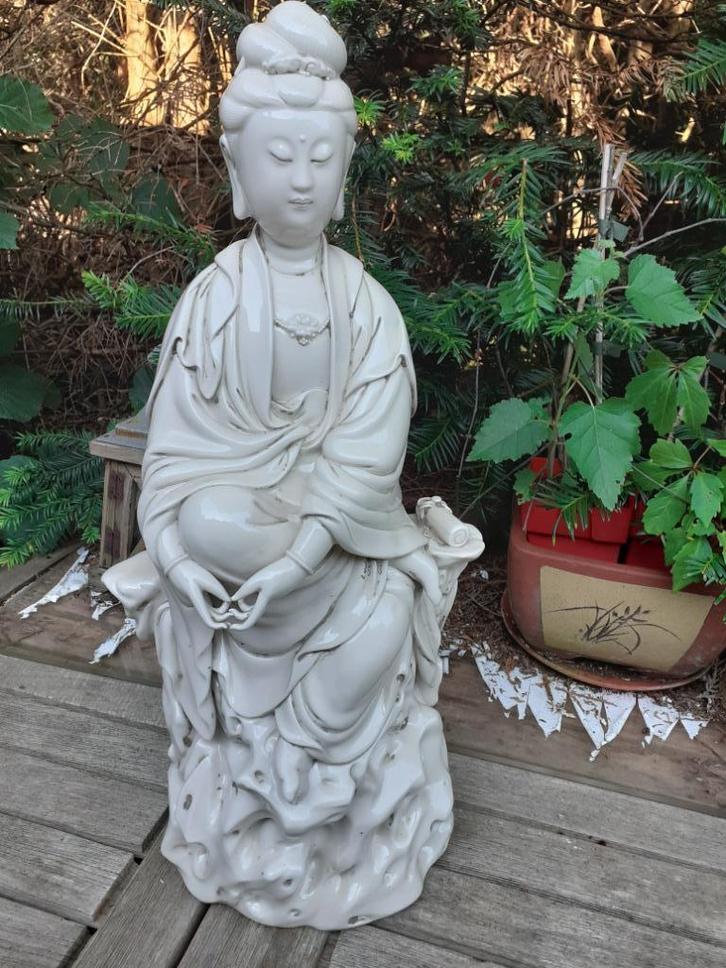 Gigantisch Blanc de Chine Beeld v d Godin KwanYin gemerkt, Antiek en Kunst, Kunst | Beelden en Houtsnijwerken, Ophalen of Verzenden