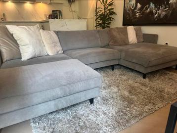 Hoekbank Cordurey Grijs met hocker
