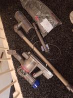 Dyson V8 Snoerloze Stofzuiger - Krachtig en Handig!, Gebruikt, Stofzuiger, Ophalen of Verzenden, Minder dan 1200 watt