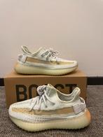 Yeezy Boost 350 V2 Hyperspace - EU 36 2/3, Kleding | Heren, Schoenen, Overige kleuren, Nieuw, Ophalen of Verzenden, Sneakers of Gympen